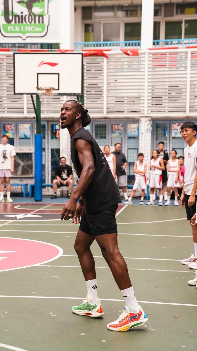 开云电子登录-巴特勒在中国队比赛中比赛局势复杂，出色防守引发热议！上演精彩一战的简单介绍-开云电子登录